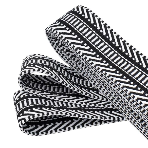 Стропа (ременная лента) 38 мм / 3 метра, [40 г/пог.м], с принтом 2-сторонняя, T070 черный/белый), 3Al352