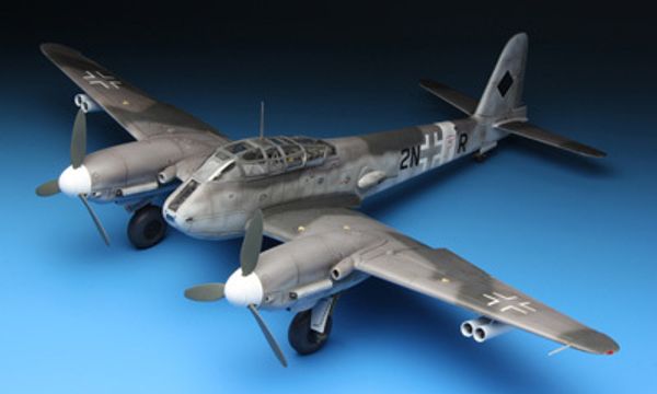 Модель сборная: самолет, Messerschmitt Me410A-1 Hight Speed Bomber 1/48, Meng LS-003
