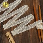 Кружево вязаное (тесьма) 25 мм / 10 метров, D1001, тонкая нить, цв.02 молочный, Kruzhevo