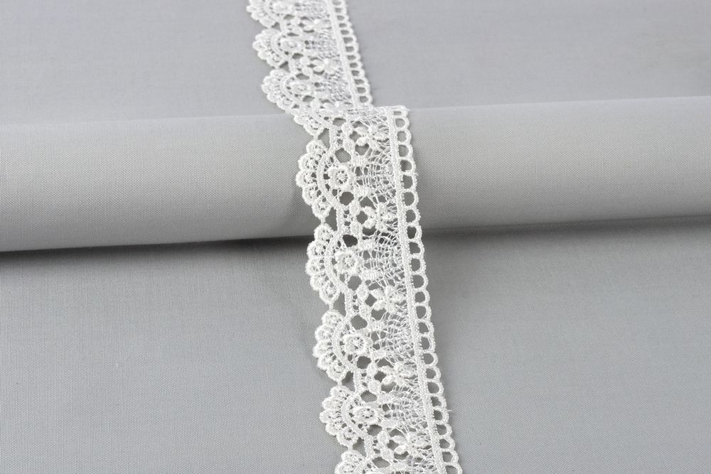 Кружево гипюр (плетёное) 36 мм / 10 м, GP003CR кремовый, Gamma GGM-3602