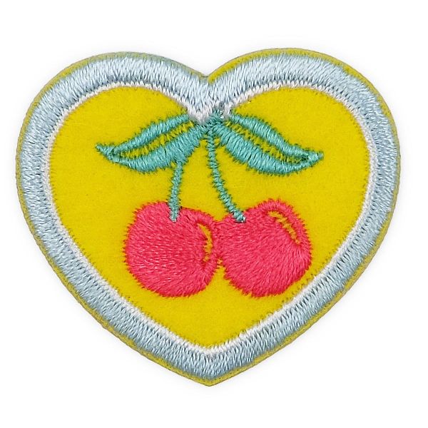 Термоаппликация Сердце с вишней, 4х3.5см, Hobby&Pro