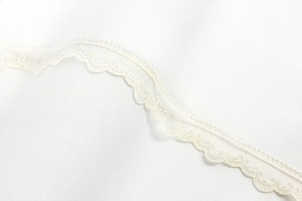 Кружево на сетке 34 мм / 10 м, слоновая кость, Gamma GKM-3401