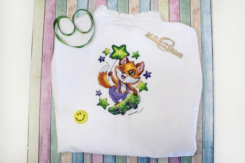 Набор для вышивания нитками МП Студия (Жар-птица), вышивка на одежде Лисёнок-скейтбордист, 17х13 см