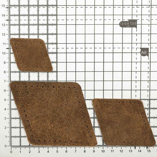 Набор заплаток пришивных из замши, ромб 4х5,6см, 6х8,4см, 8х11,2см, с перфорацией, 3 шт (32 кэмел), 59405