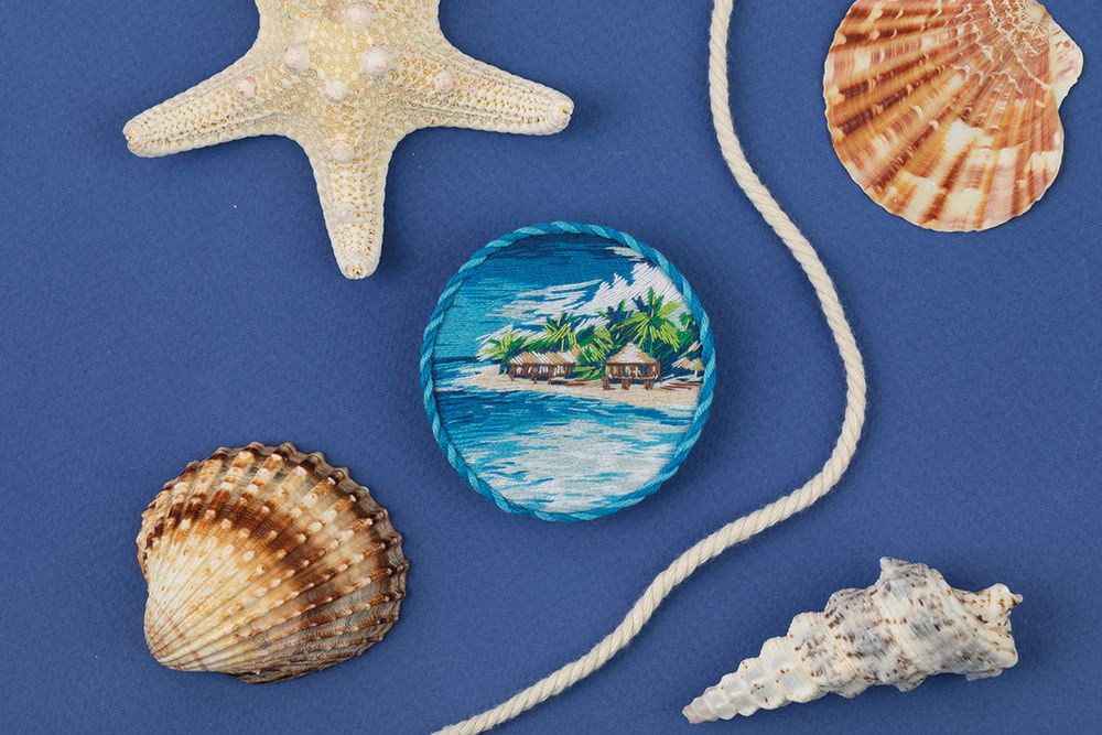 Набор для вышивания нитками Panna Живая картина JK-2298, Брошь. Море, 5.5х5.5 см