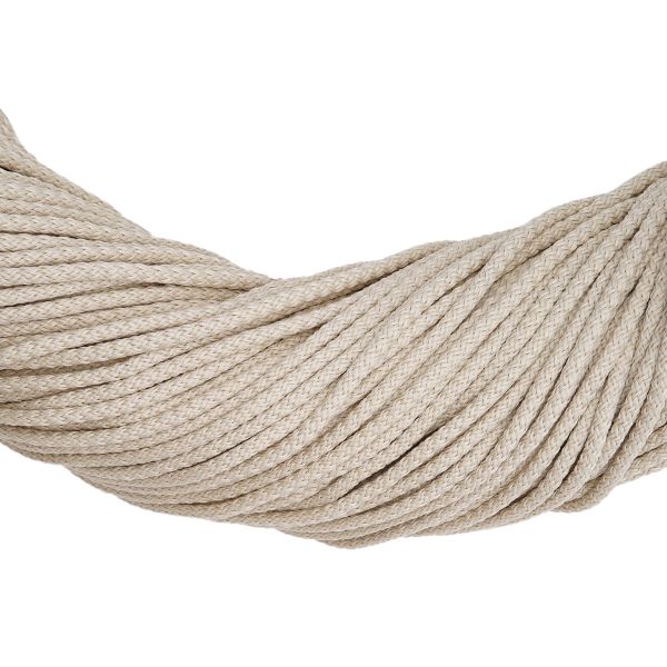 Шнур плетеный ⌀4.0-5.0 мм / 100 метров, 068 св.бежевый
