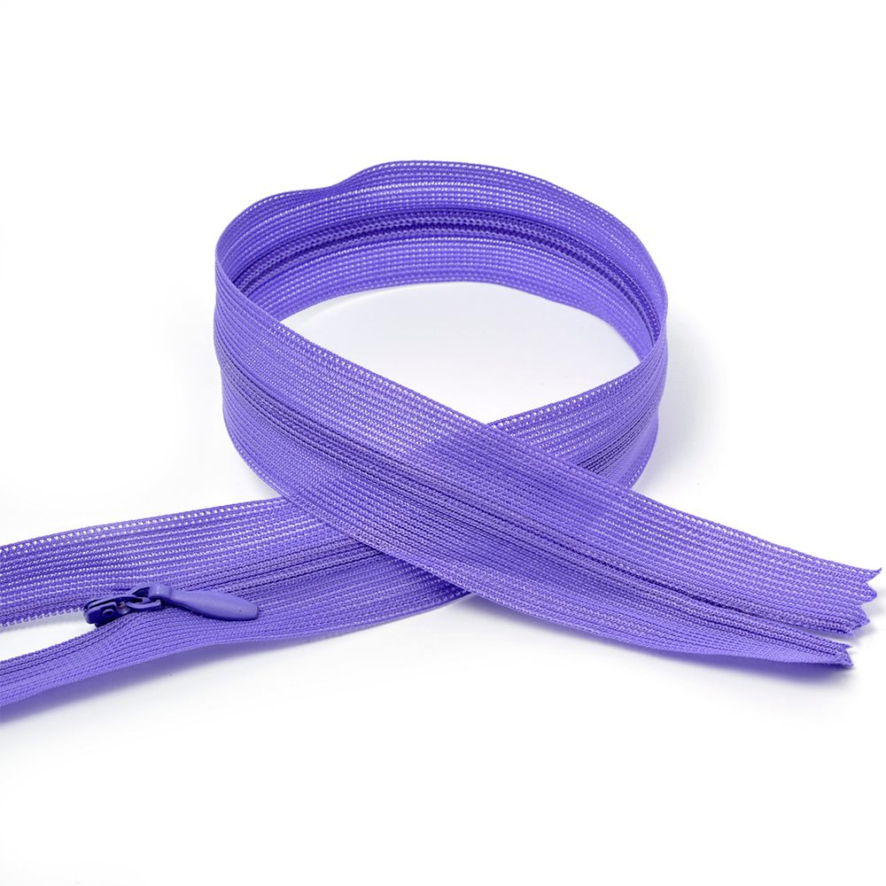 Молния потайная (скрытая) Т3 (3 мм) 1 зам., н/раз., 20 см, цв.F171 сиреневый уп.50 шт Молния потайная (скрытая) Т3 (3 мм) 1 зам., н/раз., 20 см, цв.F171 сиреневый уп.50 шт