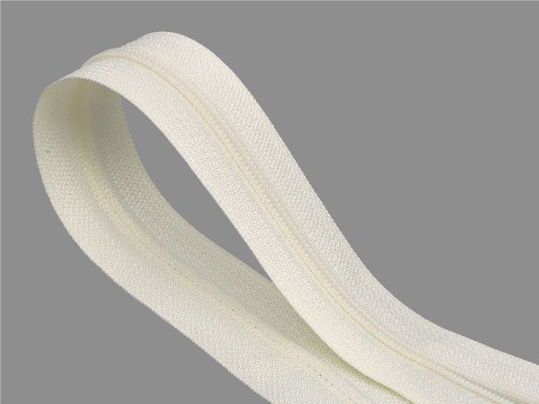 Молния рулонная витая (спираль) Т3 (3 мм) УСИЛЕННАЯ, НА БОБИНЕ, S-121 кремовая, аналог 571 (цв.SBS) / кор. 1200 метров