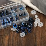 Набор глаз в органайзере винтовые пластик с лучиками синие d11-22мм 46 шт с фикс №6