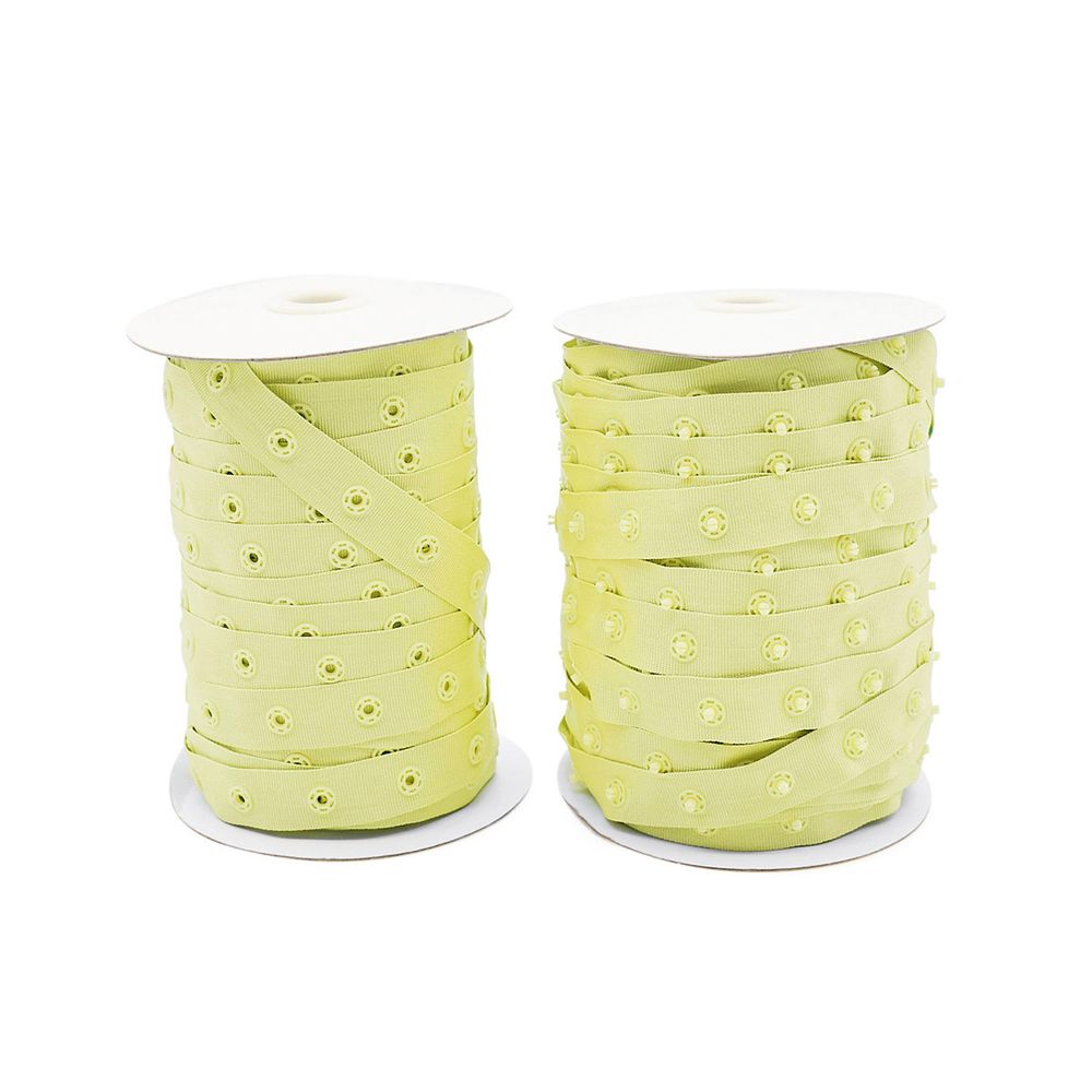 Кнопки пластиковые на тесьме (кн. ⌀ 7мм, тесьма 18 мм, шаг 1.7 см), цв.желтый, 45.7м