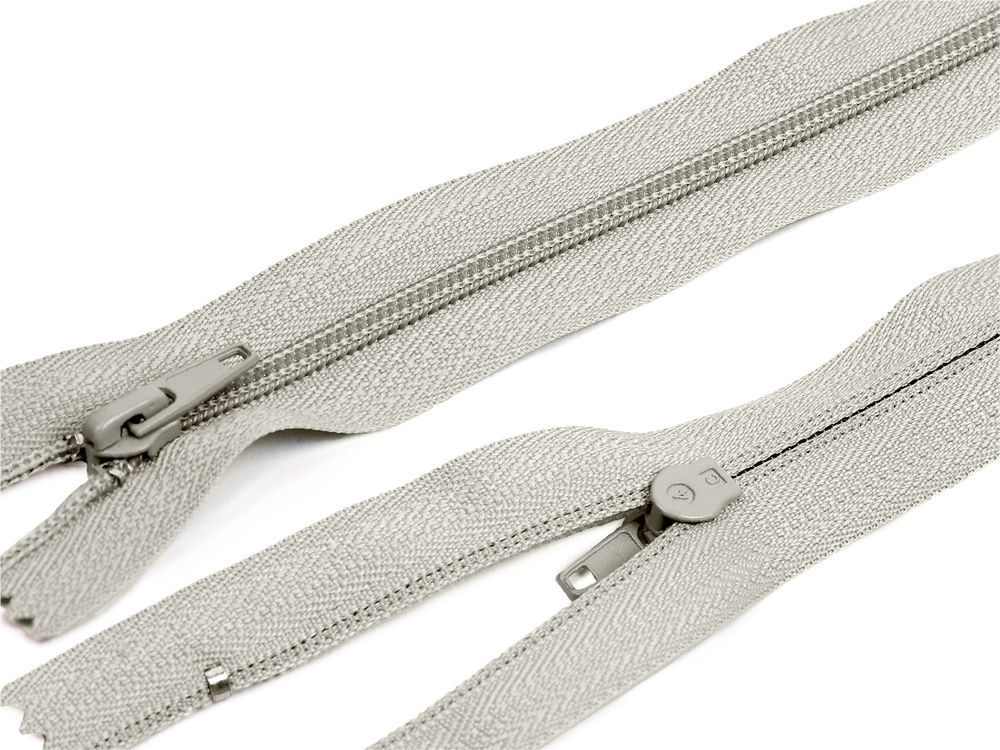 Молния спираль (витая) (цв.SBS) брючная Т4 (4 мм) 1 зам., н/раз., 20 см, автомат, S-576 св.серый, 2500 шт