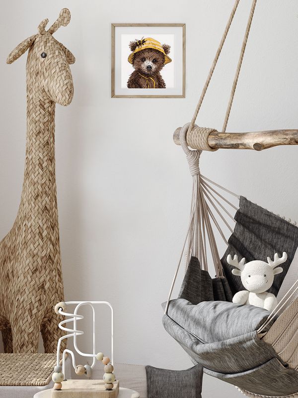 Набор для вышивания нитками Klart 8-584, Мишка пчеловод, 14.5х14.5 см