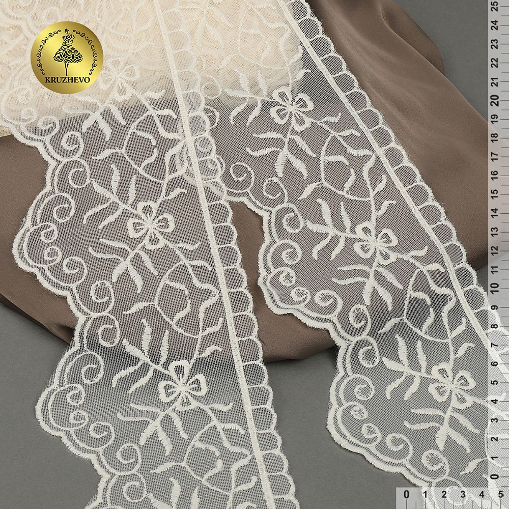 Кружево на сетке широкое 110 мм, 40485, цв.W0115 молочный уп.13.7м, Kruzhevo