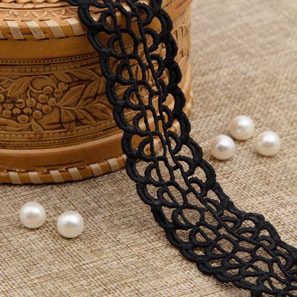 Кружево гипюр (плетёное) 33 мм, черный, 13.71 м