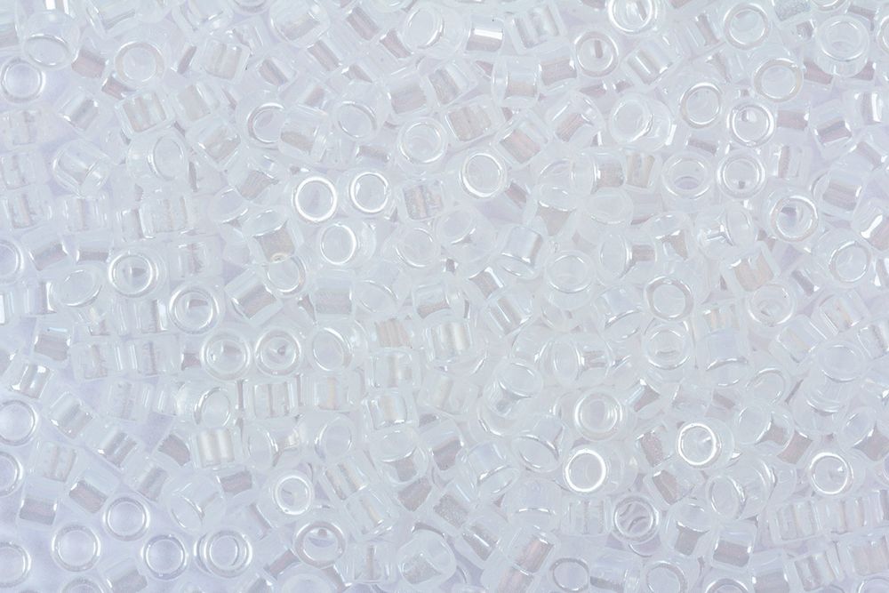 Бисер Toho 11/0 Aiko 2 (1.7 мм), 5х5 г, 0141 белый/перл