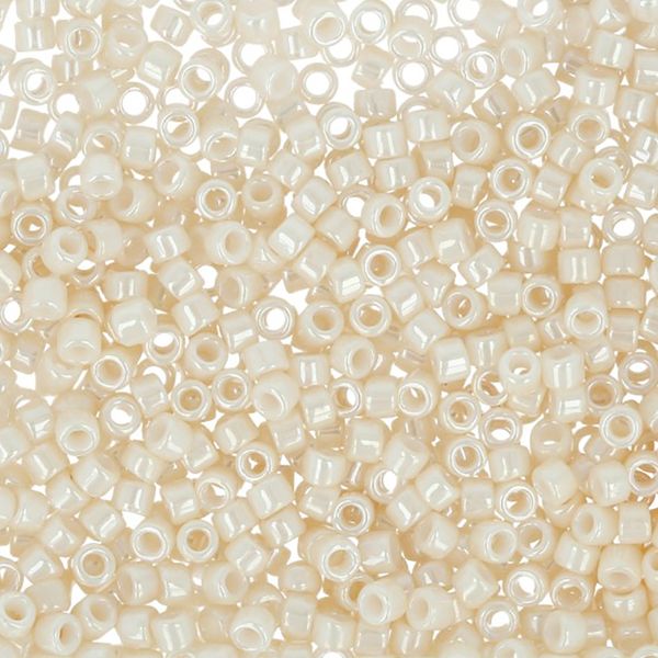 Бисер Toho 11/0 Treasure 1 (1.6 мм), 25 г (5х5 г), 0123 кремовый/Перламутровый