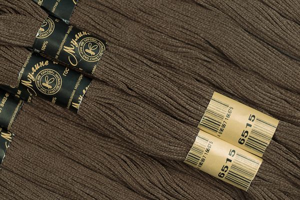 Мулине Ideal ТВ, 24 мотка по 8 метров, цв. 528