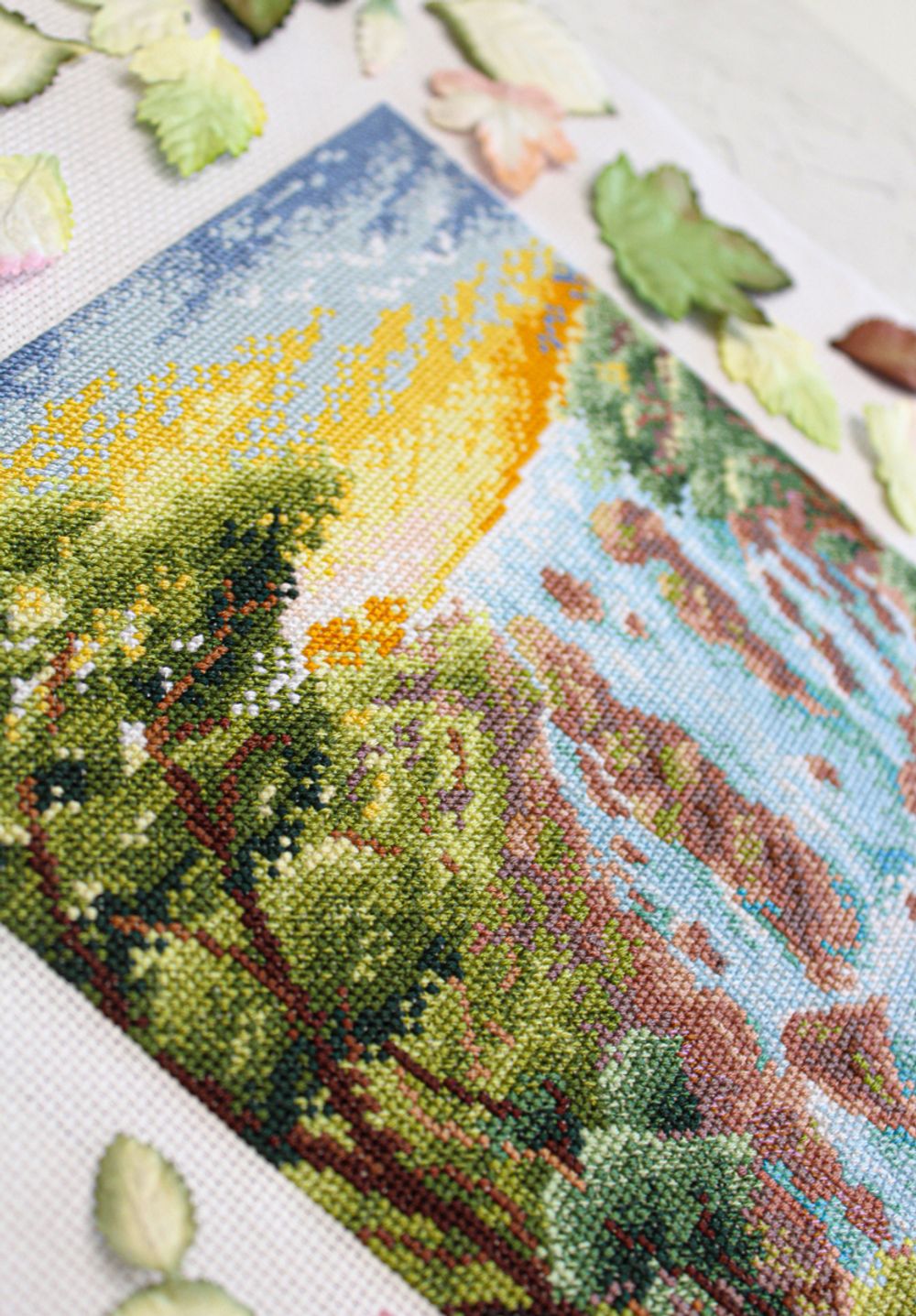 Набор для вышивания нитками МП Студия, Крутой водопад, 26х17 см