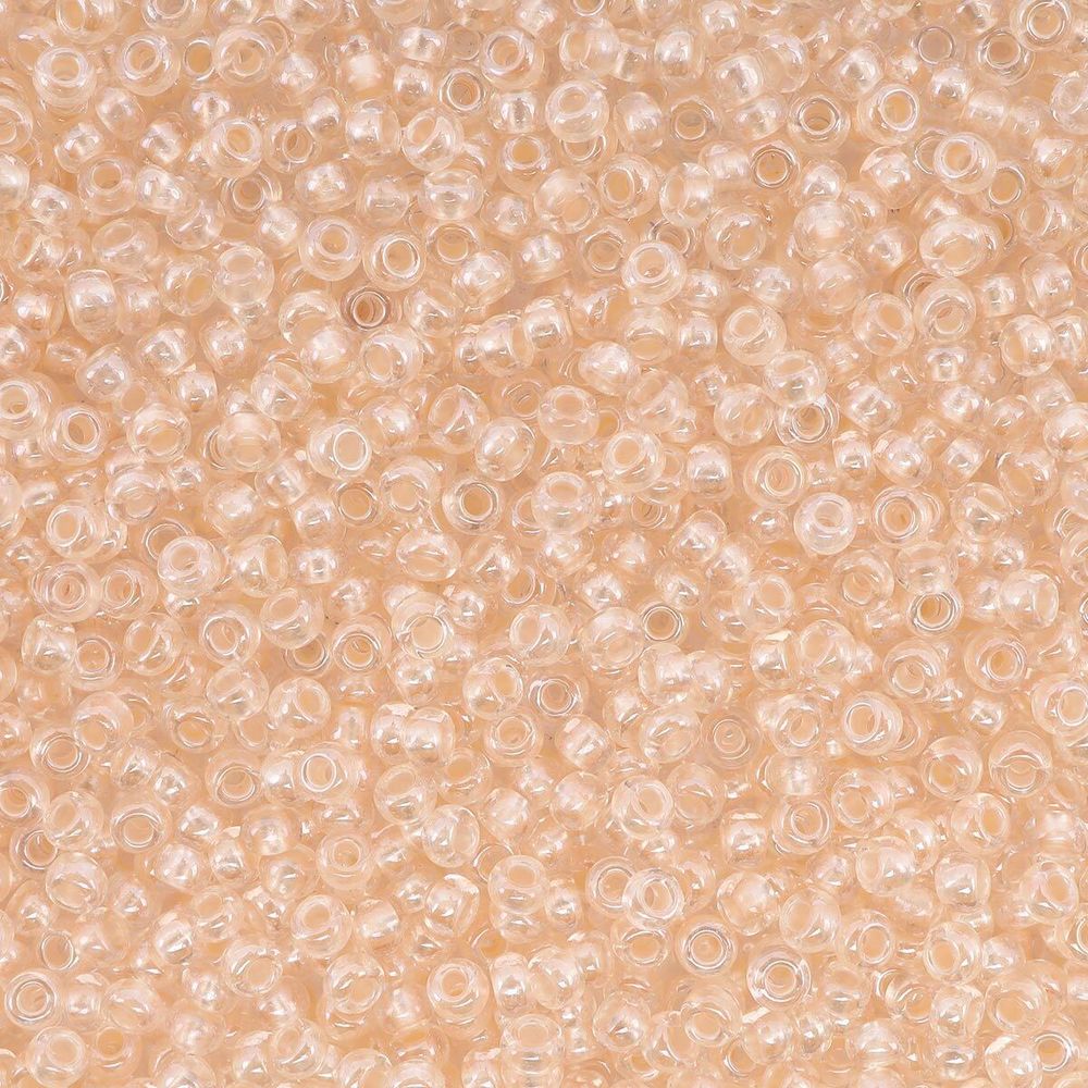 Бисер Preciosa прозрачный с перламутр. цвет.центром 10/0 (2.3 мм), круг.отв, 50 г, (382PS)