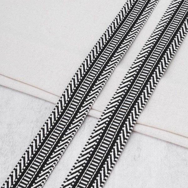 Стропа (ременная лента) 38 мм / 3 метра, [40 г/пог.м], с принтом 2-сторонняя, T070 черный/белый), 3Al352