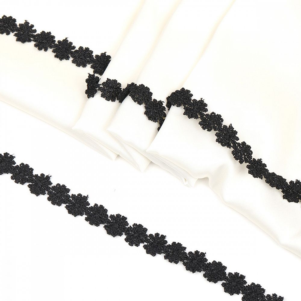 Кружево гипюр (плетёное) 15 мм ромашка цв.черный, уп.13.71 м, Kruzhevo