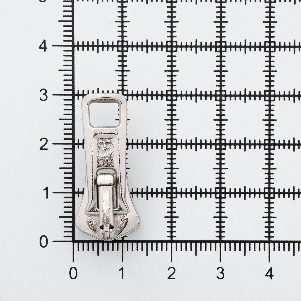 Слайдер (замок) для молнии трактор Arta Т6 (6 мм), никель -F, уп.10 шт, S090319