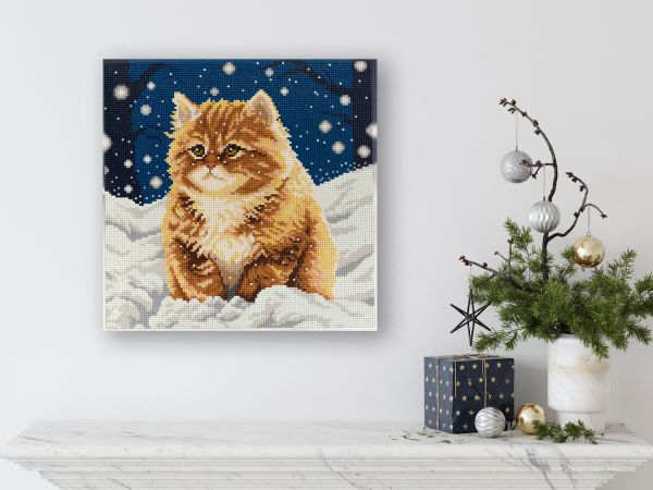 Алмазная (кристальная) мозаика Фрея ALPD-199, на подрамнике Пушистый котенок, 30х30 см