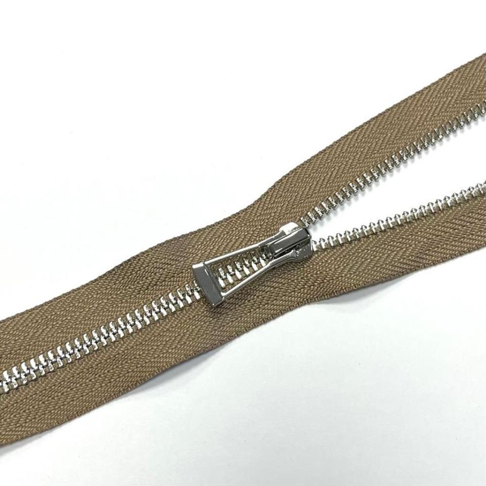Молния металл Т5 (5 мм) 1 зам., н/раз., 18 см, никель, D810 т.бежевый, MaxZipper Premium, 1 шт