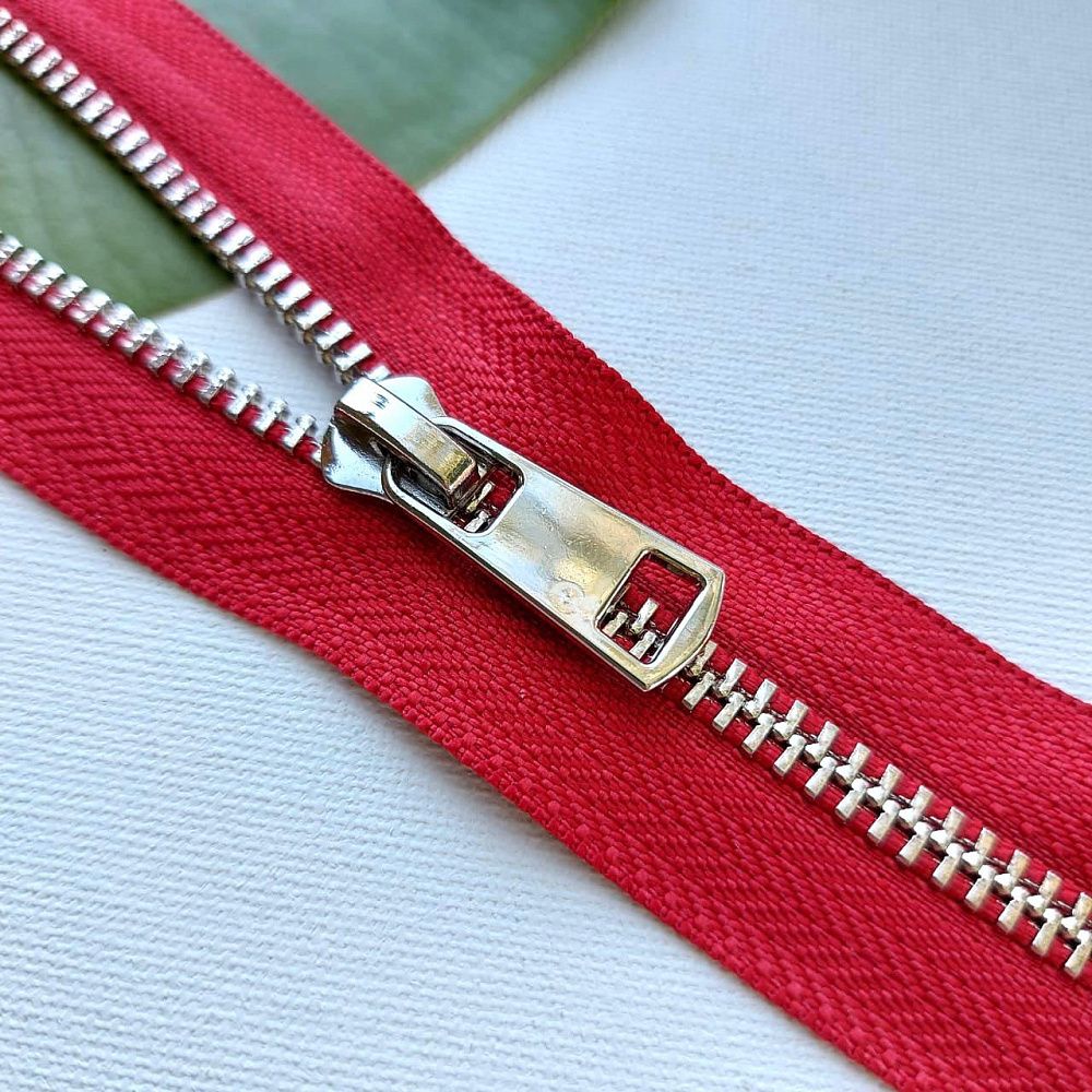 Молния металл Т5 (5 мм) 1 зам., н/раз., 18 см, никель, D171 красный, MaxZipper Premium, 1 шт