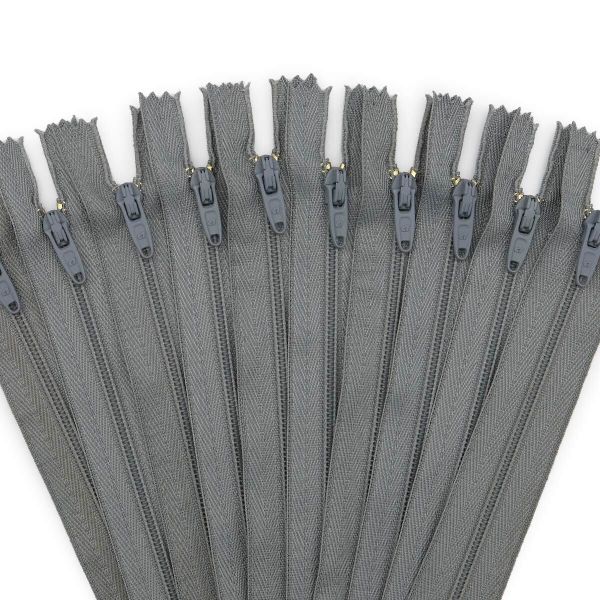 Молния спираль (витая) брючная Arta Т4 (4 мм) 1 зам., н/раз., 20 см, цв. 243 серый, уп.10 шт