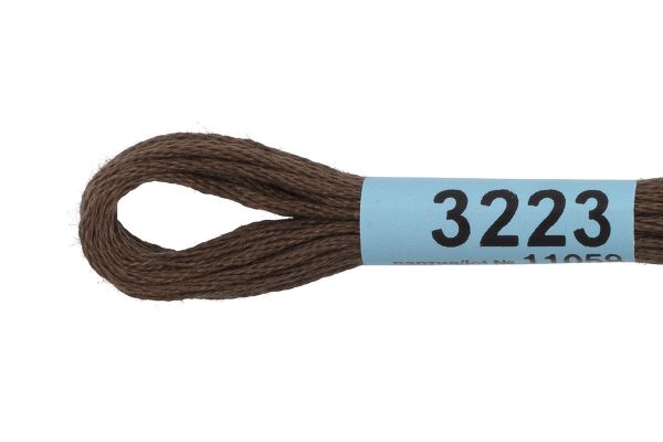 Мулине Gamma 100% хлопок, цв.3223 коричневый, 24 мотка по 8 метров