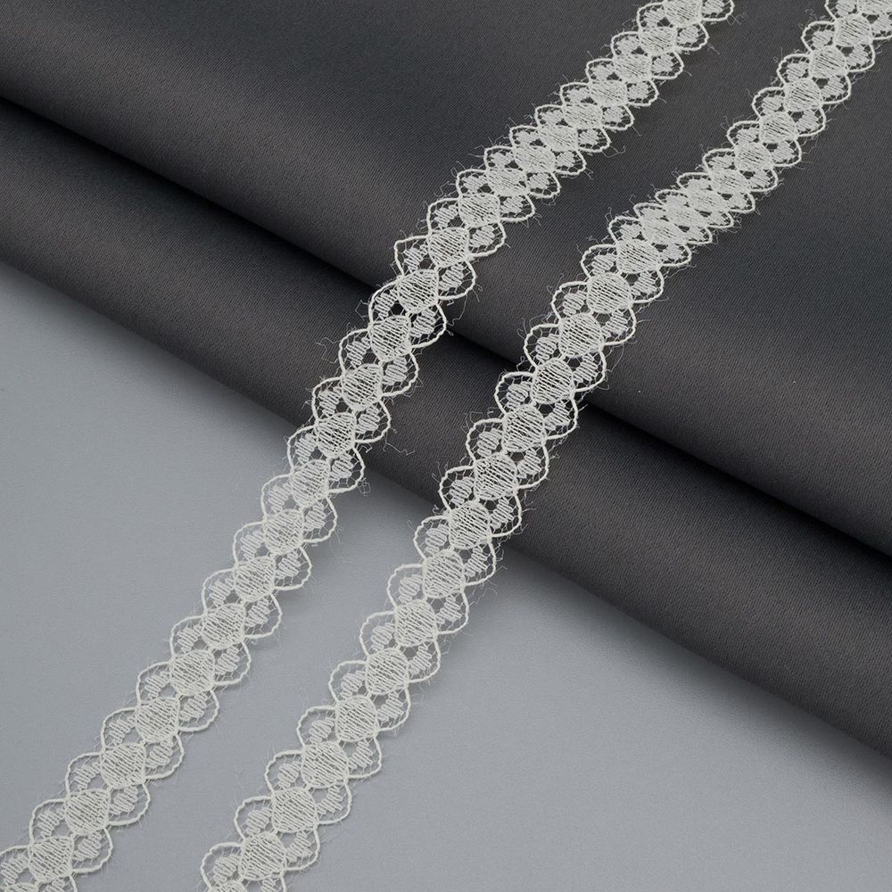 Кружево капроновое 15 мм, / 13.72 метра, ажурное, 22 бежевый