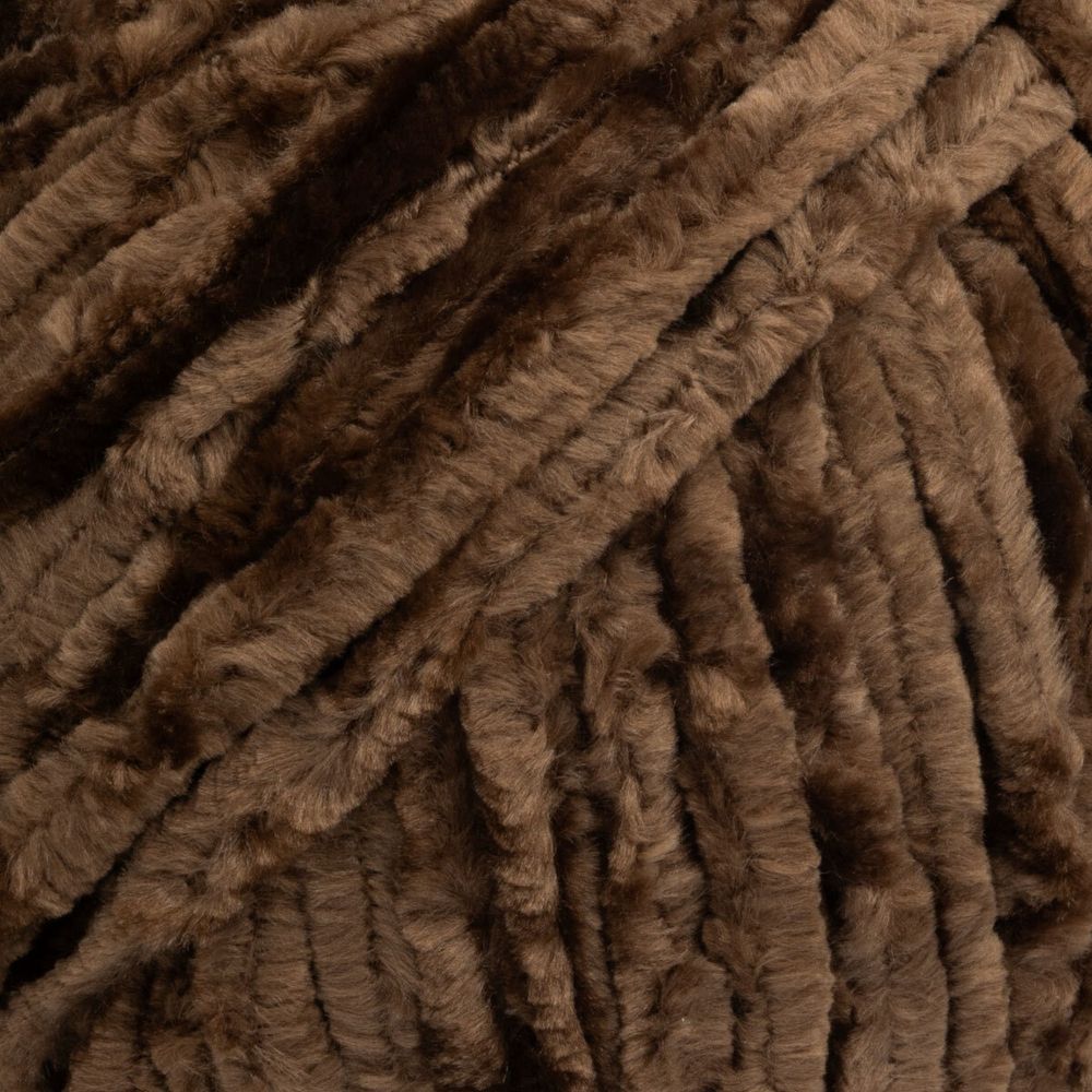 Пряжа Вязь Велюровая 120 / уп.3 мот. по 100 г, 120 м, 20 коричневый