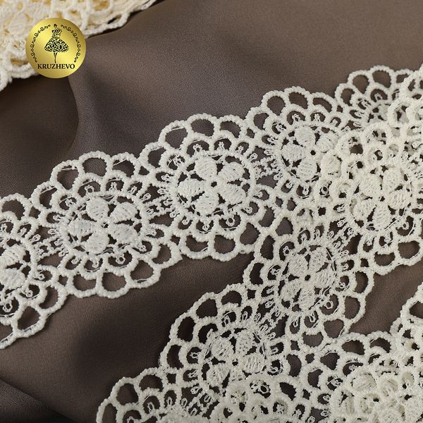 Кружево гипюр (плетёное) 35 мм, матовая нить, цв.02 молочный уп.13,71м, Kruzhevo