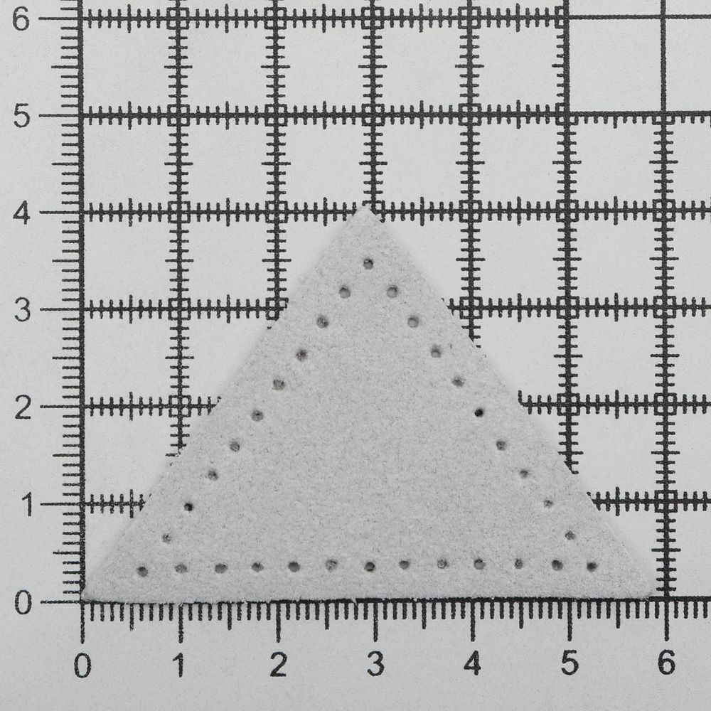 Заплатки пришивные из замши, треугольник равнобедр., стор.5см, с перфорацией, 2 шт, 100%кожа, 25 серо-белый, 59901