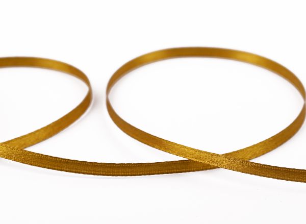 Лента атласная 2-сторонняя 3.0 мм / 91.4±2 метра, 121 св.охра, Gamma AL-3P