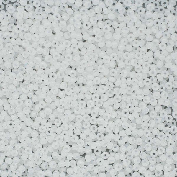 Бисер Preciosa 10/0 (2.3 мм), 100 г (5х20 г), белый полупрозрачный, круг.отв.