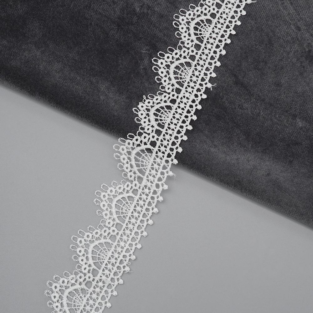 Кружево гипюр (плетёное) 35 мм, / 13.72 метра, белый