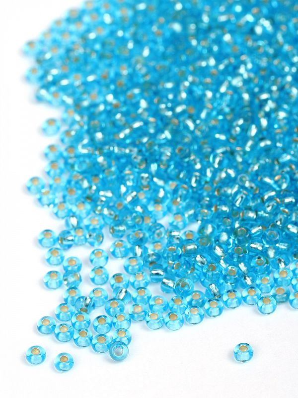 Бисер Preciosa 10/0 (2.3 мм), 50 г, TSL цв. 67010/331-19001