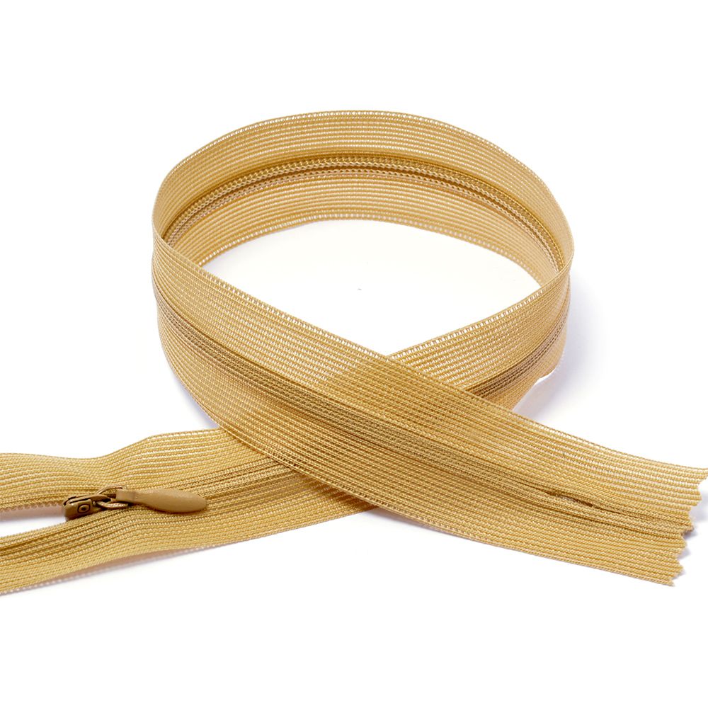 Молния потайная (скрытая) Т3 (3 мм) 1 зам., н/раз., 20 см, цв.F277 бежевый уп.50 шт Молния потайная (скрытая) Т3 (3 мм) 1 зам., н/раз., 20 см, цв.F277 бежевый уп.50 шт