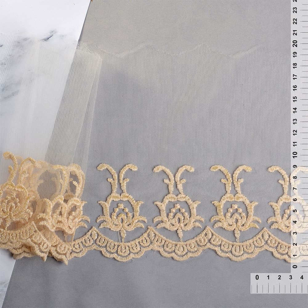 Кружево на сетке с матовой нитью 200 мм, цв.молочный уп. 27,4 м, Kruzhevo