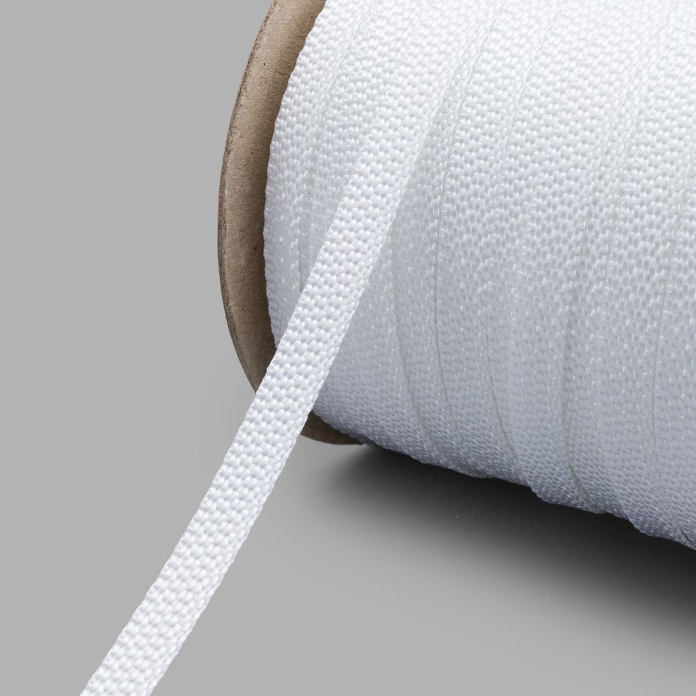 Стропа (ременная лента) 10 мм / 100 метров, толщ. 0.5 мм, [6 г/пог.м], 100% п/э, 003 белый