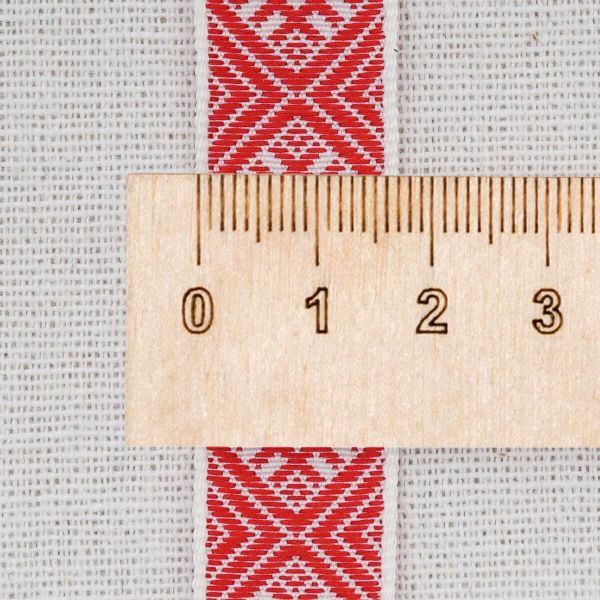 Лента (тесьма) жаккардовая 18.0 мм / 25±1 метров, Славянский орнамент Оберег, рис.9649 (1 белый/красный) С3771Г17