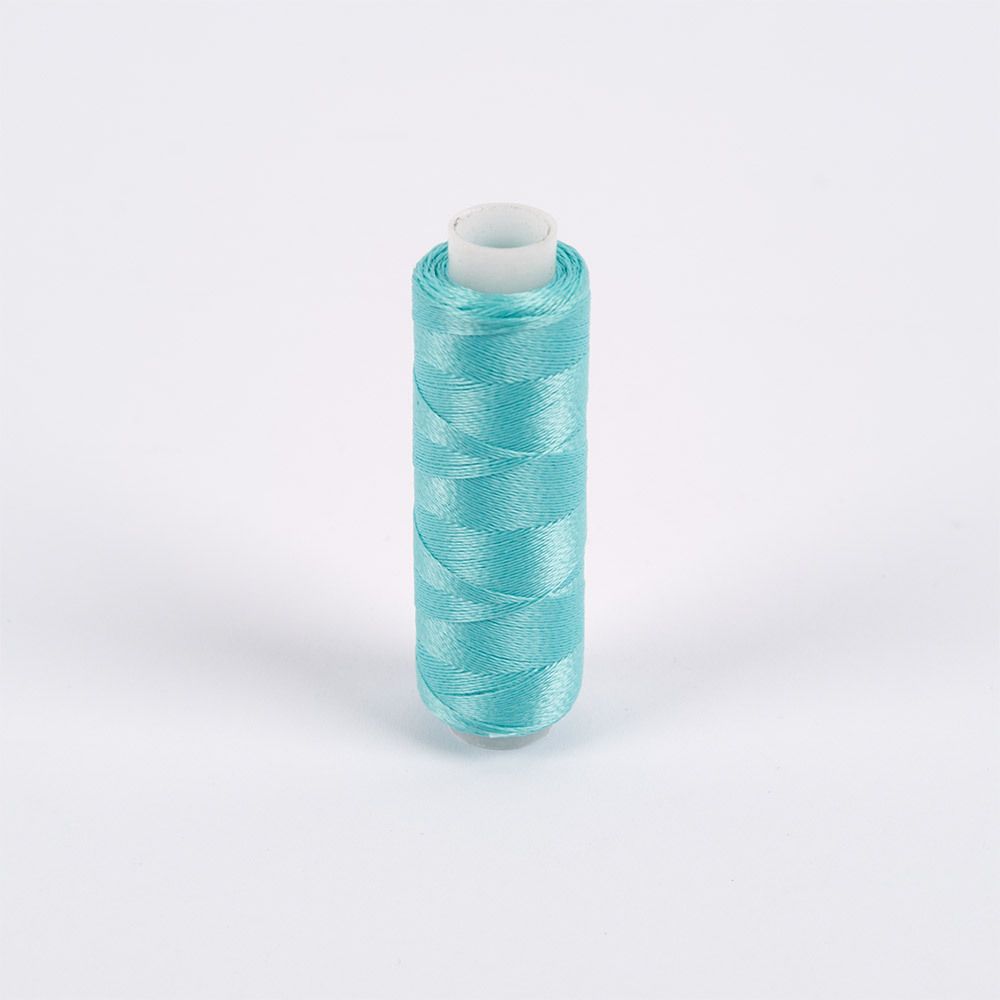 Нитки вышивальные Gamma люминесцентные GDT-150/2, 10х200 я 183 м, 7 голубой