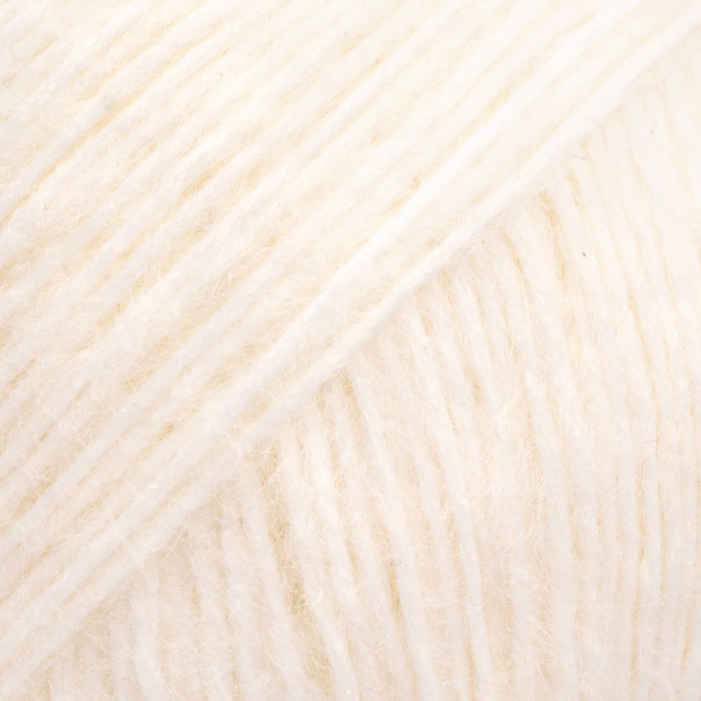 Пряжа Astra Premium (Астра Премиум) Ласка / уп.3 мот. по 100 г, 370 м, 001 белый