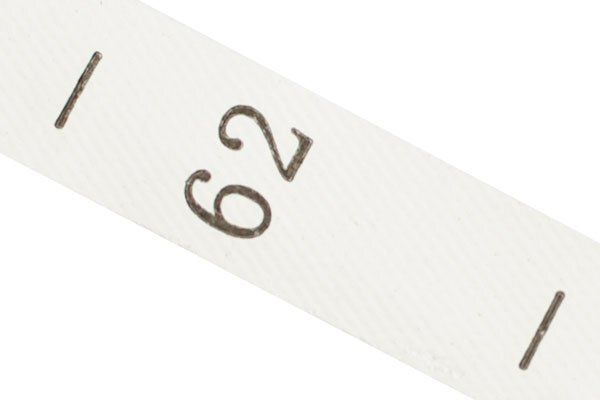 Этикетка-размерник п/э, размер 62 белый 10х25 мм ТВ в рул. 300 шт