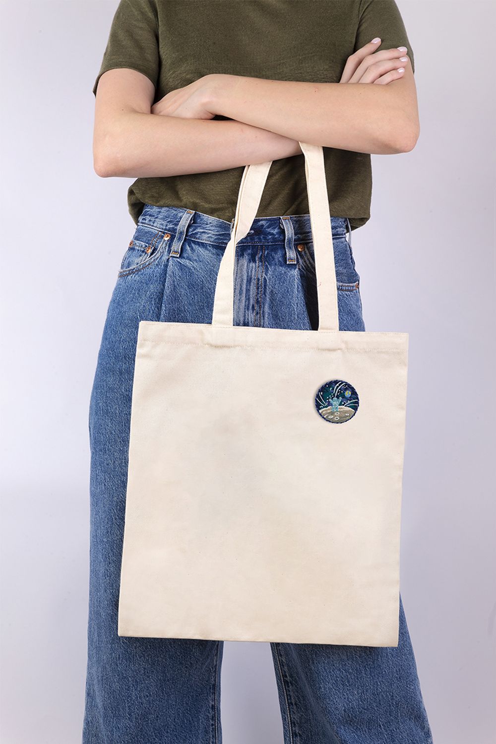 Набор для вышивания нитками Panna Живая картина JK-2299, Брошь. На луне, 5.5х5.5 см