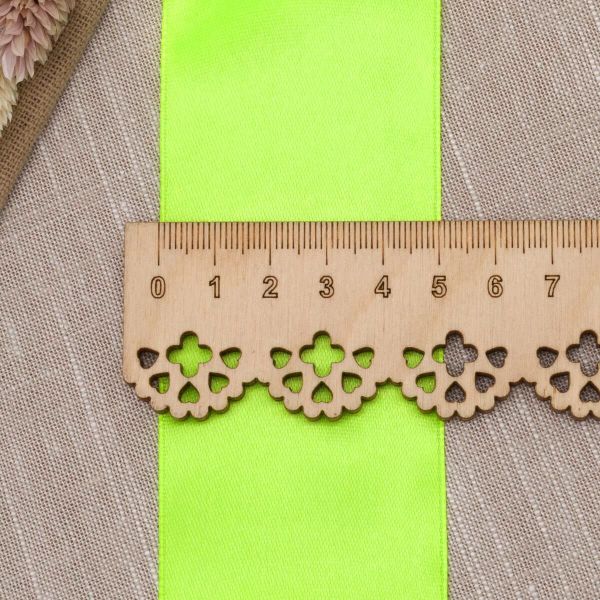 Лента атласная 1-сторонняя 50.0 мм / 22.86±1 метров, аналог 7730446, 57 салатовый, DDZ2401, Globus