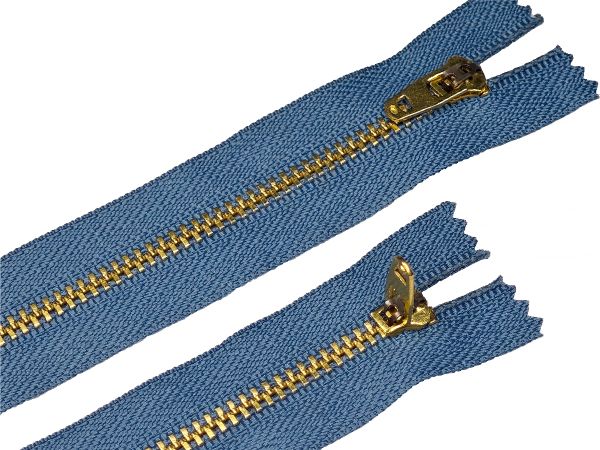 Молния металл (цв.SBS) джинсовая Т4 (4 мм) 1 зам., н/раз., 20 см, S-382 серо-голубой (звено: золото), уп.100 шт