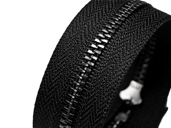 Молния металл (цв.SBS) джинсовая Т4 (4 мм) 1 зам., н/раз., 18 см, S-580 черный (звено: т.никель), уп.100 шт